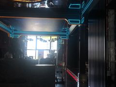 -屋有岛沉浸游戏旗舰店(中山公园店)