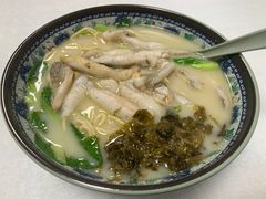 -明呈黄鱼面馆(斜土路店)