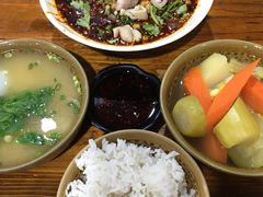 -朱大嘴肥肠血旺(福字街店)