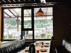 -泰莲庭·溪畔餐厅(雁栖湖店)