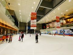 -冰纷万象滑冰场(深圳万象城店)