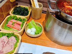 -独食火锅·半米屋台(直营总店)