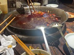-四小区火锅·巷子里的重庆火锅(花照壁店)