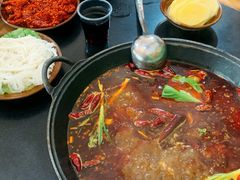-重庆故事姊妹老火锅(财经学院店)