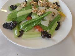 -粤盛海鲜平价店(洛溪食街店)