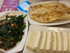 -彭记铁锅肥肠(东四总店)