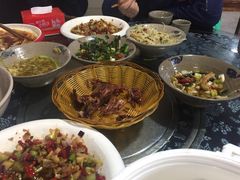 -味老大土碗菜(中山三路店)