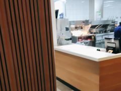 -麦当劳(百联西郊购物中心店)