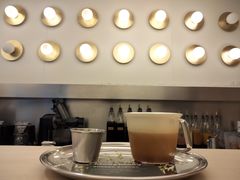 Molly&nbsp;Molly茉莉花-村口大树(长乐路店)