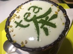 手工奶盖茶-茶是一枝花泡茶店