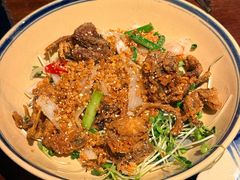 -Cục Gạch Quán