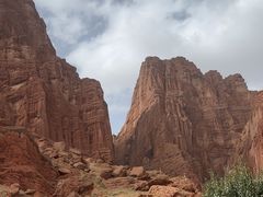 -天山神秘大峡谷