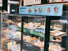 面包甜点陈列柜-星巴克臻选(北京富力家园店)