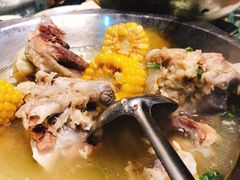 筒子骨玉米-昱龙大盆牛蛙馆(三兴街总店)