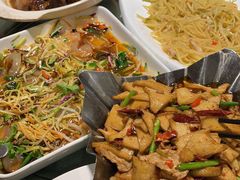 -吴记酱骨炖菜馆(康安路店)