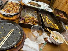 -老东镇啤酒屋海鲜加工·蒸汽海鲜·海鲜烧烤(台东店)