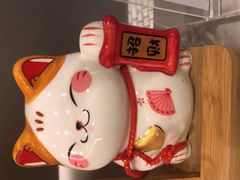 -欧辰国际酒店(重庆欢乐谷轻轨站店)