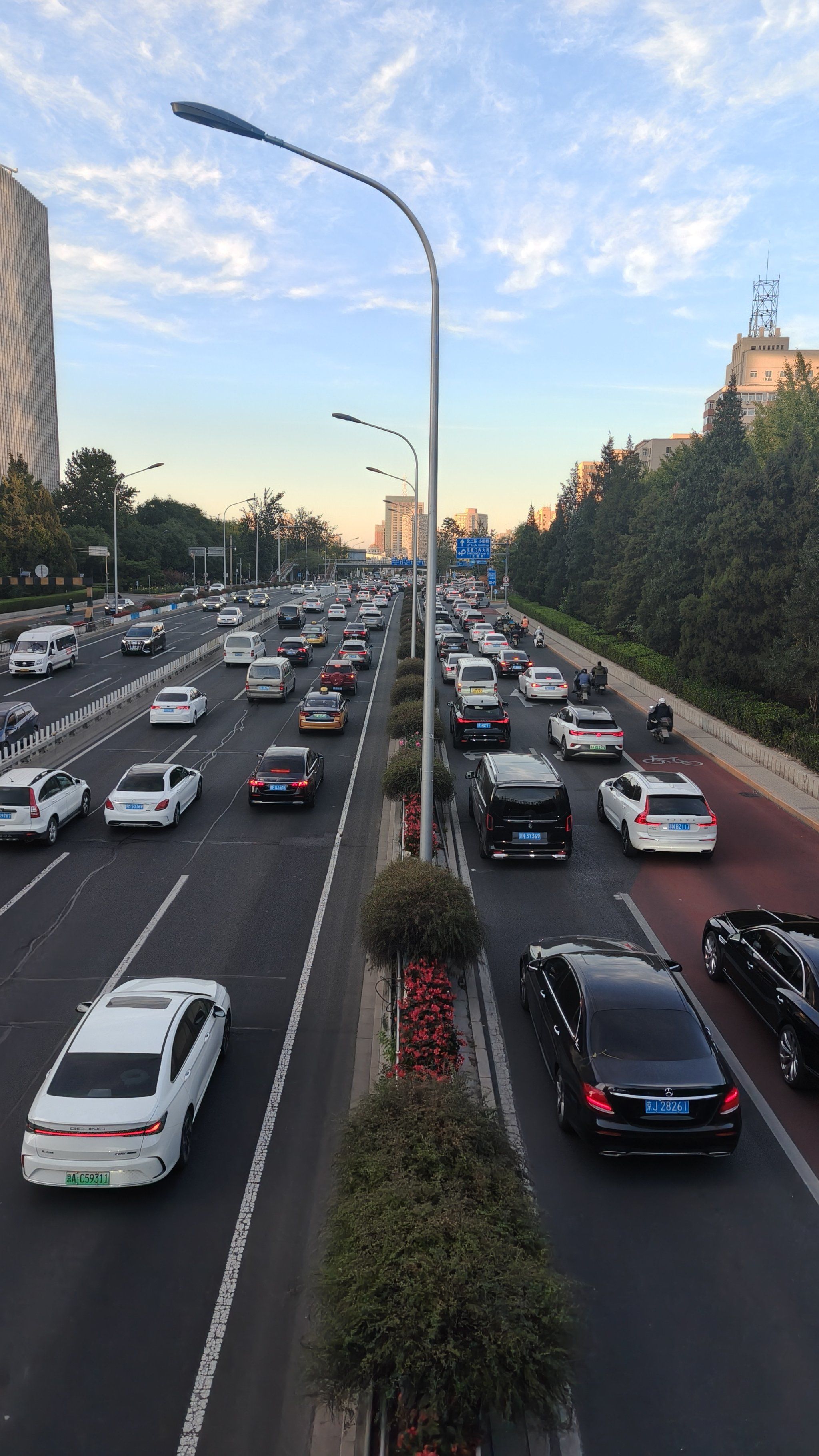 北二环车水马路