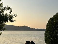 -夜火烤摊·东北烧烤酒场·老杨小黄鱼