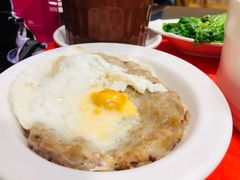 咸蛋鱿鱼肉饼饭-华辉拉肠(龙口东店)