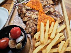 -ELI FALAFEL Lebanese&Mediterranean黎巴嫩美食(富城路店)