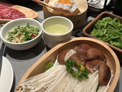 -左庭右院鲜牛肉火锅(新梅广场店)