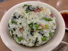 腊味豌豆糯米饭-佬钱湾仔(衣裳街店)