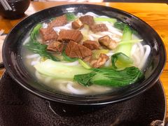 牛肉米线-丽虹云南过桥米线(兴工街店)