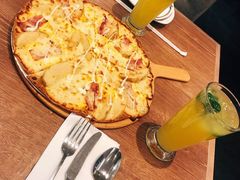 -必胜客(WOW中央公园店)