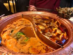 -江湖餐厅–重庆九宫格老火锅