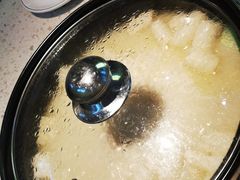 胡椒猪肚鸡-顺德公广东猪肚鸡·煲仔饭(白石洲店)