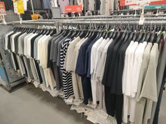 -上品折扣(回龙观店)