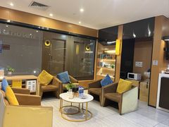 -路客HOTELS酒店(广州东站林和西地铁站店)