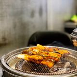 可以看到他们家的鳗鱼真的好大好大一条