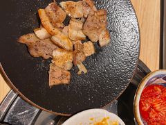 -不倒翁炭火烧肉(永安里店)