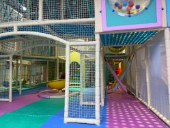 -探奇游乐园(烟台大悦城店)