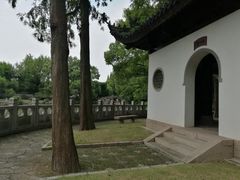 -汇龙潭