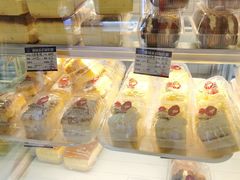 -白玉兰食品甜凤店(合生汇店)