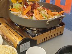 -豚妈妈汤饭·部队锅(南京东路店)