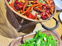 -隔壁老王·家常云南菜(花巷店)