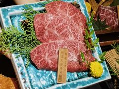 -山川小町·极番烧肉(新地假日广场店)