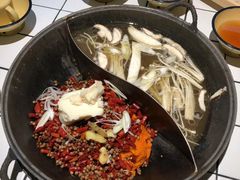 -瓜西西重庆火锅(花溪店)