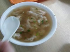 -张阿三馄饨店