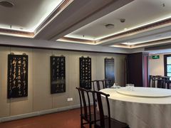 -梅龙镇酒家(南京西路总店)