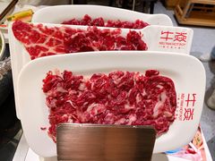吊龙-牛焱·贵州黄牛肉火锅(城西银泰店)