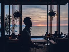 -网红落日悬崖餐厅 The Sky Gallery