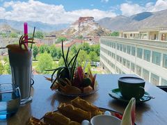 -平措康桑·和牛自助观景餐厅(布达拉宫店)