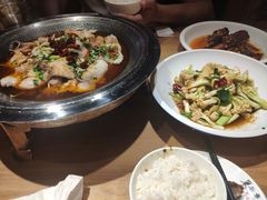 -巢爷老味(东方红店)