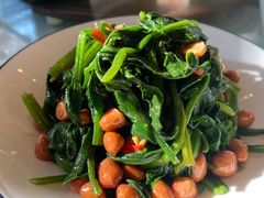 果仁菠菜-巴依老爷新疆美食(马驹桥店)