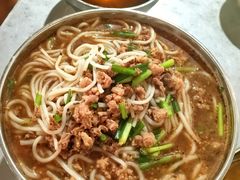 -正宗杨记普洱酸醋米线(总店)